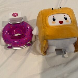 Lanky Box Plushy and Donut Car Set